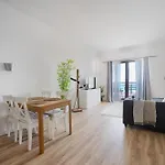 Ribeira Dilhas Apartment *