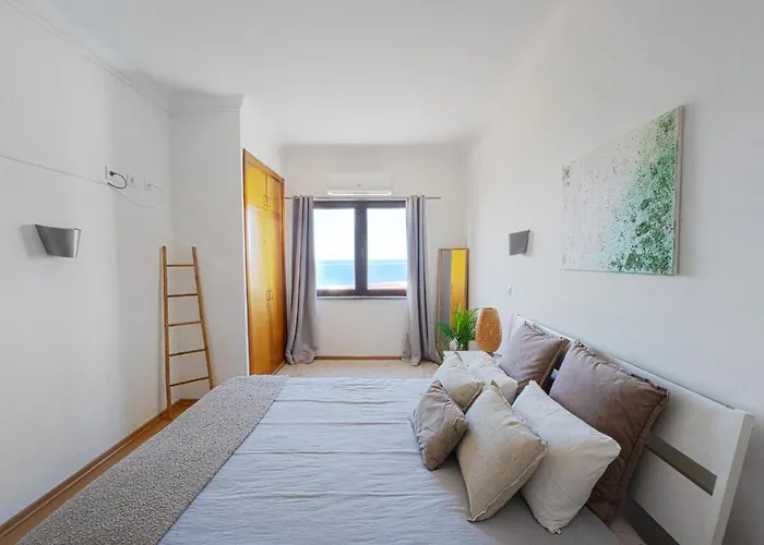 Ribeira Dilhas شقة